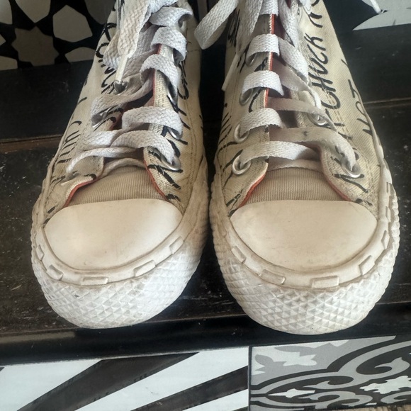 Converse Winter White High-Tops with Black “NOT A CHUCK” wording- so fun &unique - Picture 8 of 12